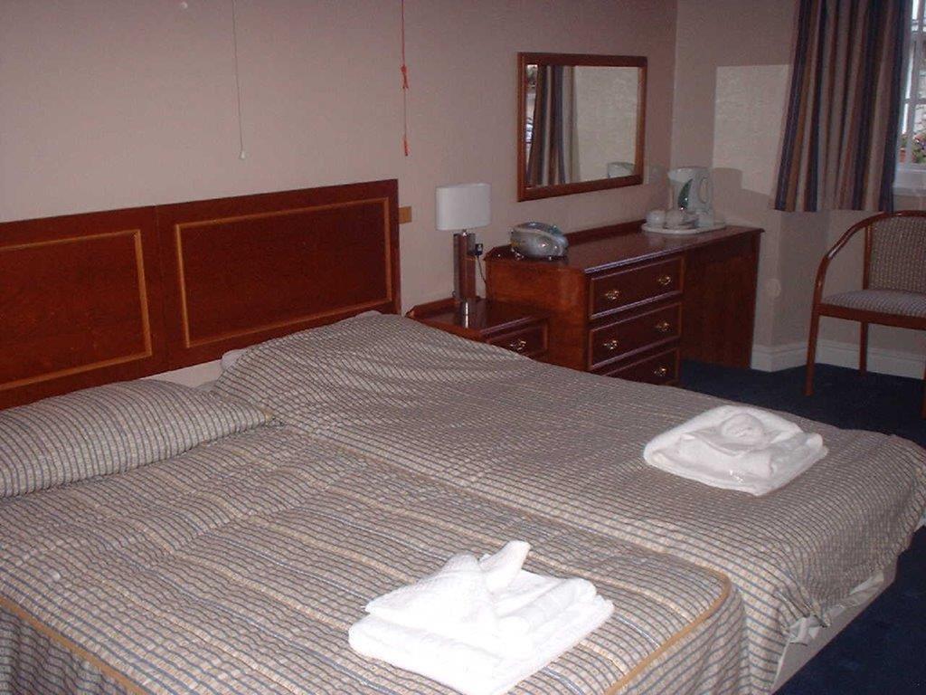 Lambert Manor Hotel Grange-over-Sands Habitación foto